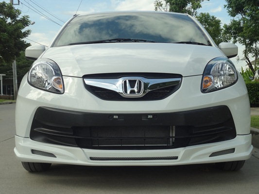 ชุดแต่งรอบคัน Honda BRIO Modern 2