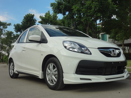 ชุดแต่งรอบคัน Honda BRIO Modern 3