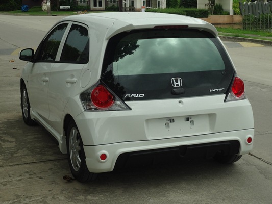ชุดแต่งรอบคัน Honda BRIO Modern 4