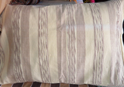 หมอนหนุนผ้าฝ้ายทอมือ 1