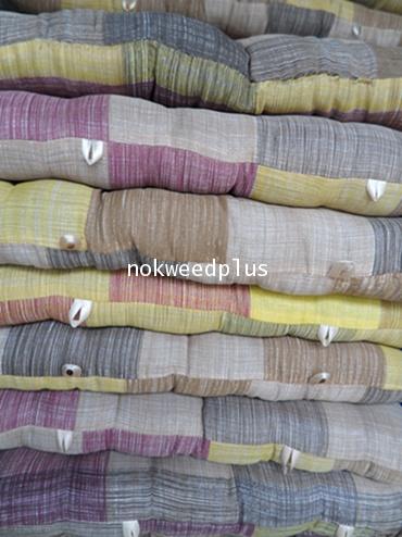 เบาะรองนั่งผ้าพิมพ์ลายมีผ้าริบบิ้นใส่เชือกผูกติดขาเก้าอี้ 18
