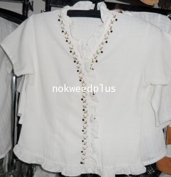 เสื้อผ้าฝ้ายปักดอกตัวหนอนระบายแขนสั้น 2