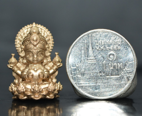 พระแม่ลักษมี เทพีแห่งความรัก เนื้อบรอนซ์น หลวงพ่อวิจิตร สำนักปฎิบัติธรรมพุทธบูชา 2568 2