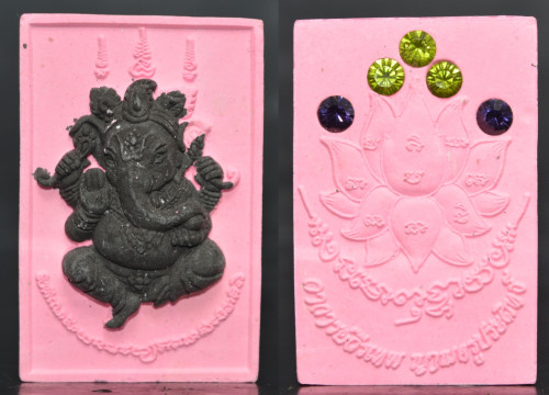 พระพิฆเนศ เนื้อผงพุทธคุณ  อาจารย์วีรเทพ ญาณครูประสิทธ์ 2556