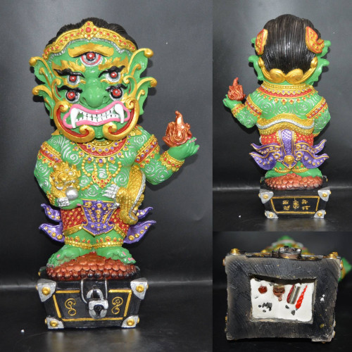 สี่หูห้าตา เทวดาให้ลาภ ขนาดบูชา  เนื้อเรซิ่นอาจารย์โต้ง สำนักพุทธคุณล้านนา 2565