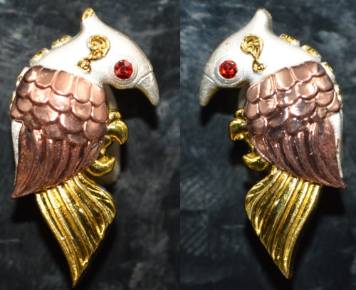 สาริกามหาหลง เนื้อบรอนซ์ชุบ3 K หลวงปู่ทองวัน วัดบ้านปากโดม 2568