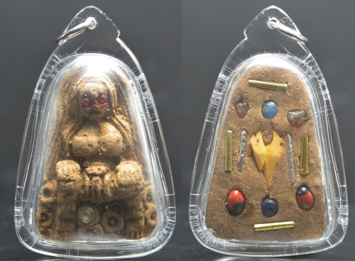 แม่มณีสวาท เนื้อว่านเสน่ห์ผสมดินป่าช้า พิเศษ พระอาจารย์ศุภสิทธิ์ วัดบางน้ำชน 2555