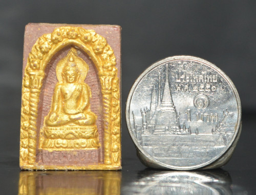 พระผงไพรีพินาศ เนื้อผงพุทธคุณ วัดบวรนิเวศวิหาร ปี 2535 4