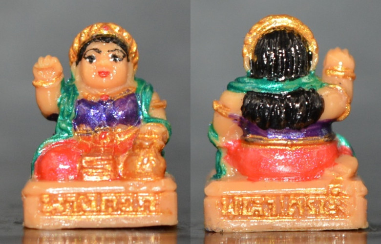 พระแม่นางกวัก ลอยองค์เพ้นท์สี เล็ก เนื้อเรซิ่น ครูบากฤษณะ สำนักสงฆ์เวฬุวัน 2560
