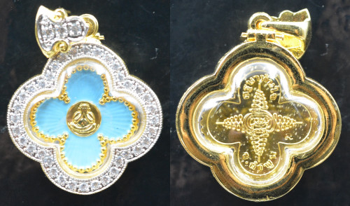 จี้ดอกไม้  ครูบาทันใจ วัดพระธาตุดอยห้างบาตร 2568