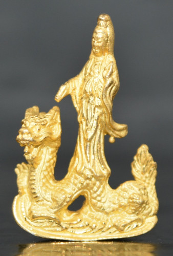 เจ้าแม่กวนอิมยืนมังกร เนื้อสัมฤทธิ์ชุบทอง พิมพ์เล็ก รุ่นอายุยืน หลวงปู่คีย์  วัดศรีลำยอง 2556