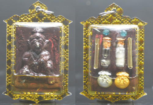 ปู่เจ้าสมิงพราย เนื้อผงว่านฤาษีผสมแร่ใต้แม่น้ำโขงเลี่ยมน้ำมันปู่เจ้าสมิงพราย หลวงปู่ทองวัน วัดโพธิ์ค