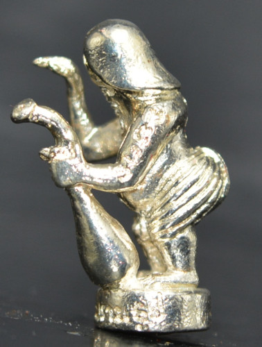 ไอ้เท่ง เรียกทรัพย์ รุ่นแรก เนื้อทองแดงชุบเงิน หลวงปู่นนท์ วัดเขาพรานธูป 2563 1