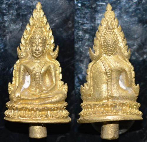 พระพุทธชินราช มีเดือย รุ่นเสาร์ 5 เนื้อทองทิพย์ หลวงปู่แขก วัดสุนทรประดิษฐ์ 2553