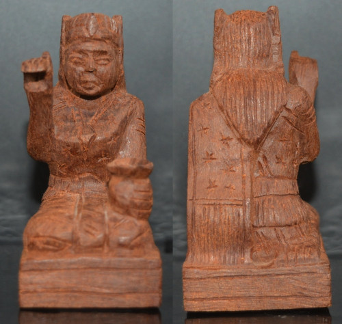 นางกวัก ขนาดบูชา แกะจากไม้ตะเคียน สูง 3 นิ้ว  ตาพูน (ปู่เข็มทอง )ฆราวาสในดงแห่งเพชรบูรณ์