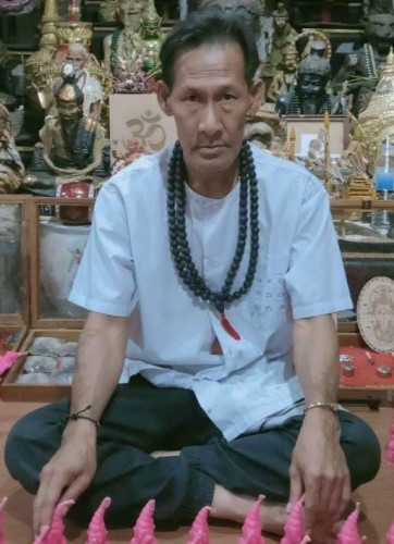 พ่องั่งเสพสม เนื้อผงเสน่ห์กามสูตร ตนใหญ่ อาจารย์พรต สำนักปู่เสน่ห์โคบุตร 2563 1