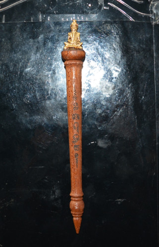 ไม้ครูหัวฤาษี ไม้โบสถ์เก่าโบราณ รุ่นบูชาครู หลวงปู่แก้ว วัดแก่งดินสอ 2567