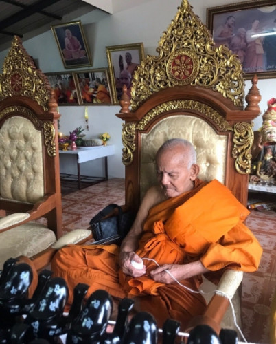 ไอ้เท่ง เรียกทรัพย์ รุ่นแรก เนื้อทองแดงชุบเงิน หลวงปู่นนท์ วัดเขาพรานธูป 2563 5