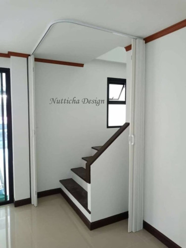 ฉากกั้นห้อง รางดัดโค้ง