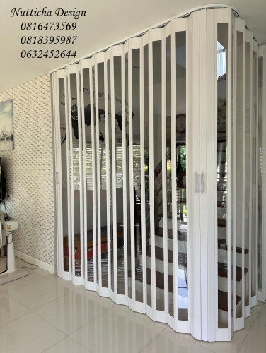 ฉากกั้นห้อง แบบโปร่ง