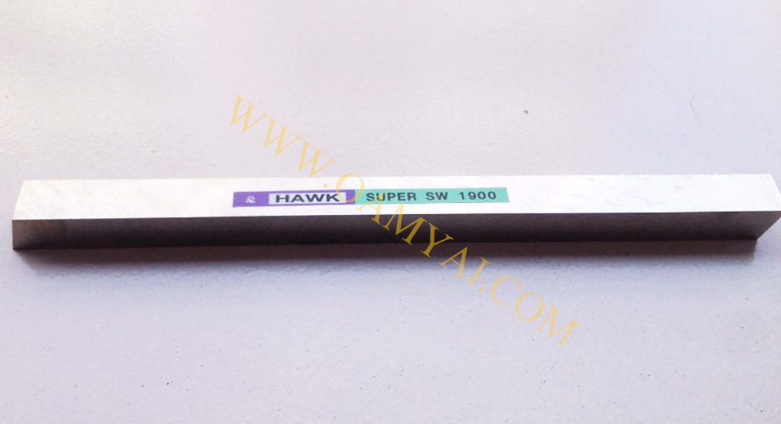 มีดกลึง ขนาด 1/4 นิ้ว x 8 นิ้ว  เกรด 1900 HAWK