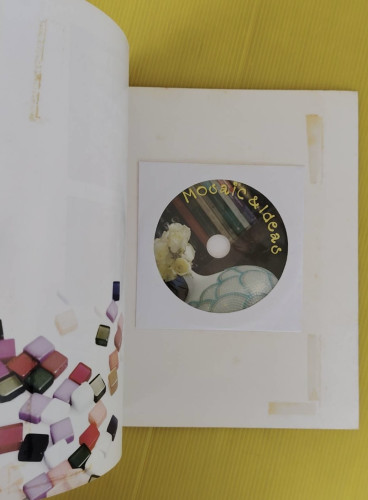 Mosaic & Ideas เทคนิคสร้างสรรค์งานสวยด้วยเรซิ่นโมเสค  ไพรพรรณ วิเศษจินดา เรียบเรียง 7