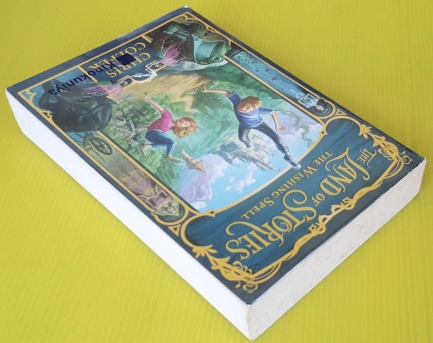 THE LAND OF STORIES : THE WISHING SPELL BY CHRIS COLFER