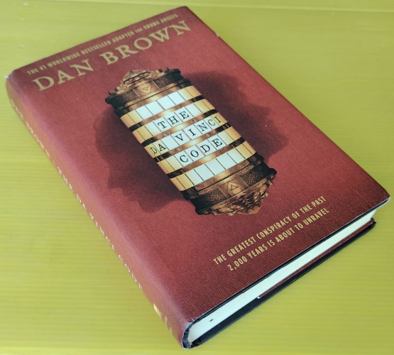 THE DA VINCI CODE BY DAN BROWN