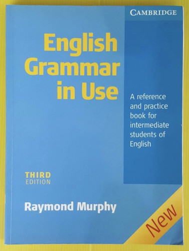 English Grammar in Use  by  Raymond Murphy