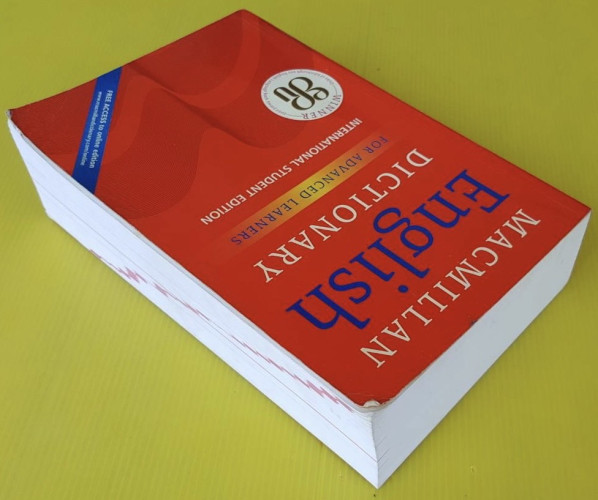 MACMILLAN English DICTIONARY