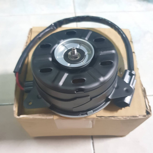 มอเตอร์พัดลม หม้อน้ำ HONDA Civic FD ซีวิค ปี2006-11 เครื่อง 2.0 ยี่ห้อ DENSO ( Japan )
