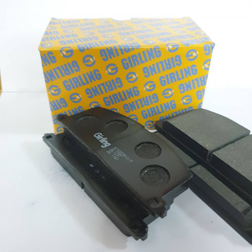 ผ้าเบรค หน้า GIRLING เกิลลิ่ง สำหรับ TOYOTA AE101 / โซลูน่า / AE92 / AT171 ผ้าดิสเบรค DB308