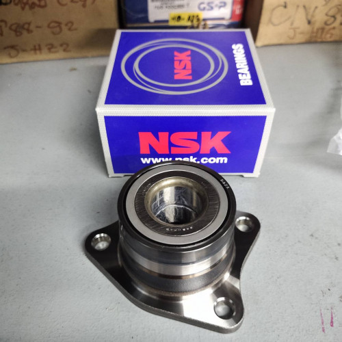 ลูกปืนล้อ ดุมล้อ หลัง Toyota AE101 ยี่ห้อ NSK