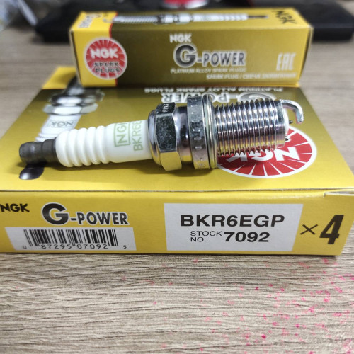 หัวเทียน NGK G-POWER BKR6EGP หัวเข็ม แพลททินั่ม อายุการใช้งาน 40,000 - 60,000 กม.