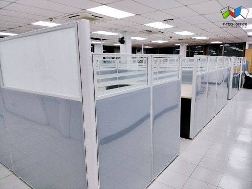 พาทิชั่นกั้นห้องทำงาน แบบครึ่งกระจกขัดลาย 3