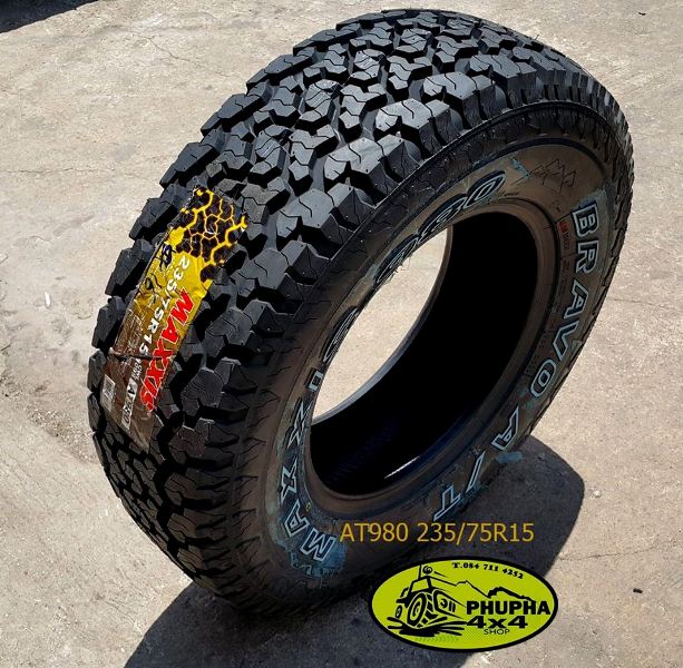 Maxxis At980 235/75R15