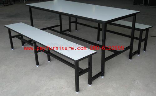 pmy5-7 ชุดโต๊ะโรงอาหาร หน้าโฟเมก้าขาว แบบขาเชื่อมติดกับโต๊ะ ขาเหล็กพ่นสีดำ