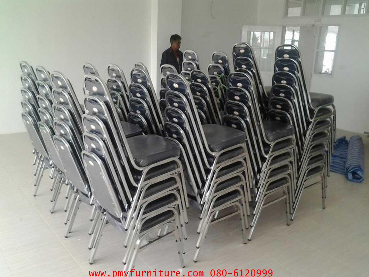 10-4-56 ส่งเก้าอี้จัดเลี้ยง 96 ตัว โรงเรียนกสินธรเซ็นปีเตอร์ นนทบุรี