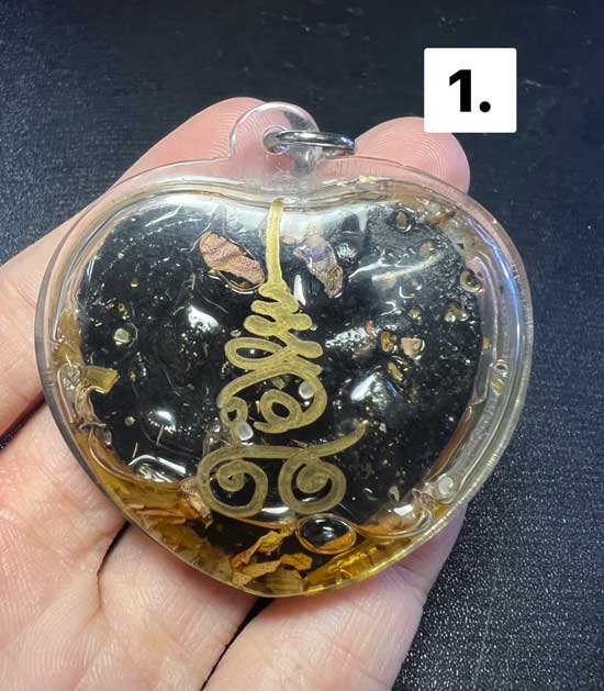 บัณเฑาะร์ผงดำ (ขายรักชาย) หลวงปู่ครูบาธรรมมุนี จ.มหาสารคาม 2