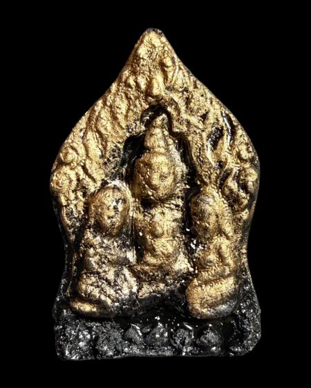 พญางั่งสาวหลงแม่ไก่ลืมลูก (แบบที่.1 ทาหมึกดำ) อาจารย์โอ ศักดา สำนักบ้านต้องมนต์