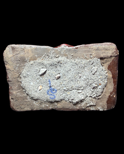 กุมารทอง (พิมพ์กลาง,เนื้อดินเผา,อุดผงใต้ฐาน) ) Kuman Thong. (medium size,clay, powder sealed at base 9