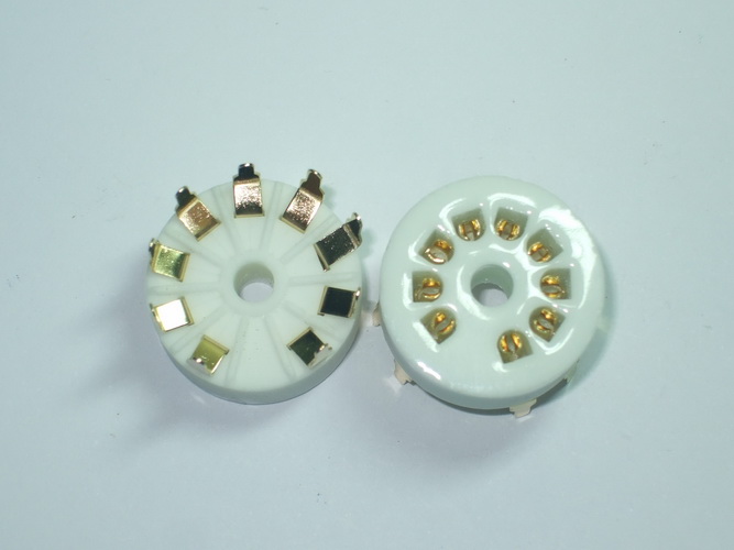 B9A Ceramic Socket 9 Pins PCB Gold กลม
