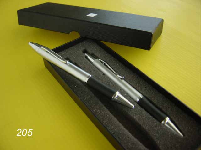 ปากกา 205