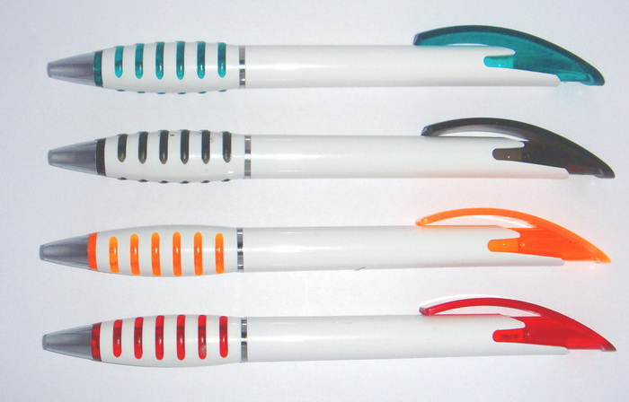 PM358 ปากกาลูกลื่น ปากกาพลาสติก ราคาส่ง พร้อมสกรีนโลโก้