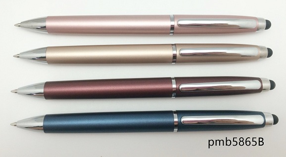PM5865 ปากกาลูกลื่น แบบ 4 สี  ผิวด้ามปากกาเป็นมันวาวผสานดีไซน์เรียบหรู ดูทันสมัยอย่างลงตัว
