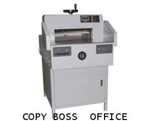 เครื่องตัดกระดาษไฟฟ้า  CB 520 A  (มือหมุน)  ตัดได้ 650 แผ่น