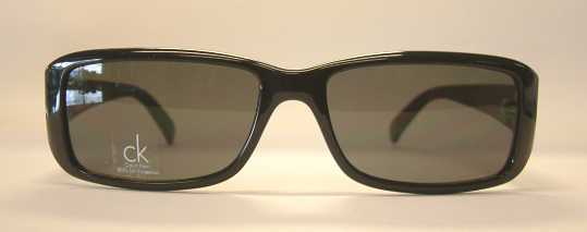 แว่นกันแดด Calvin Klein CK3070S สีดำ