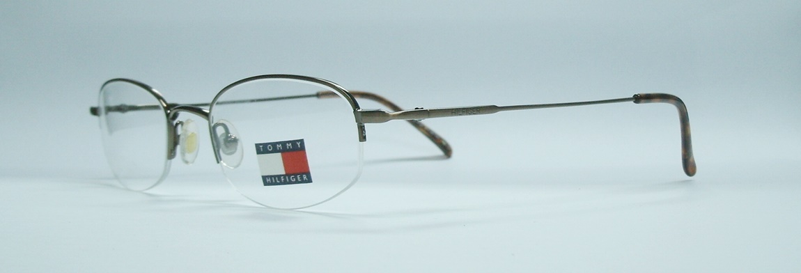 แว่นตา TOMMY HILFIGER TH3001 สีน้ำตาล 2