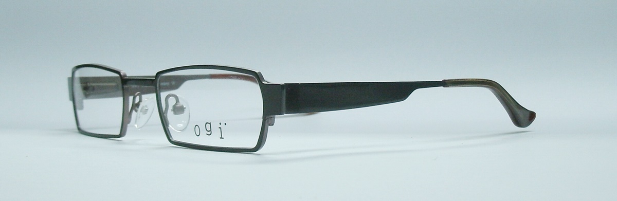 แว่นตาเด็ก OGI OK48 สีน้ำตาล 2