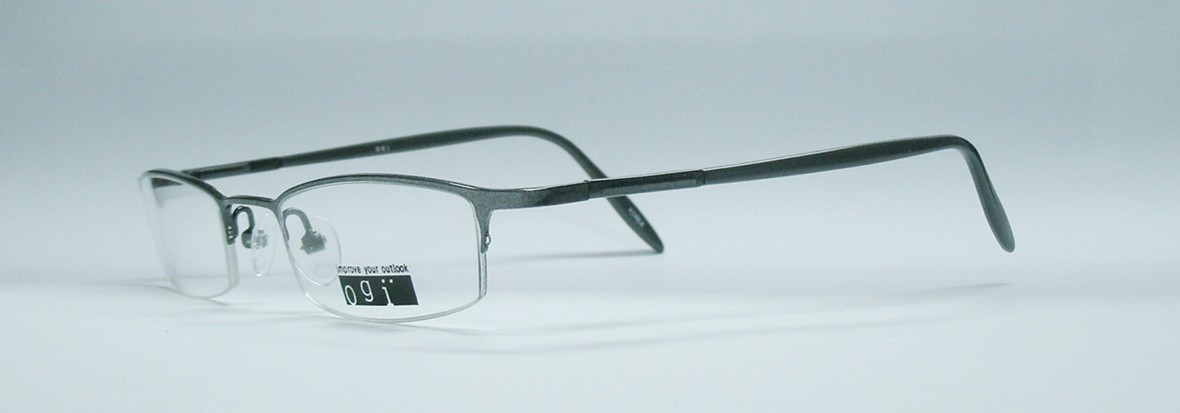 แว่นตาเด็ก OGI 3009 สีเหล็ก 2